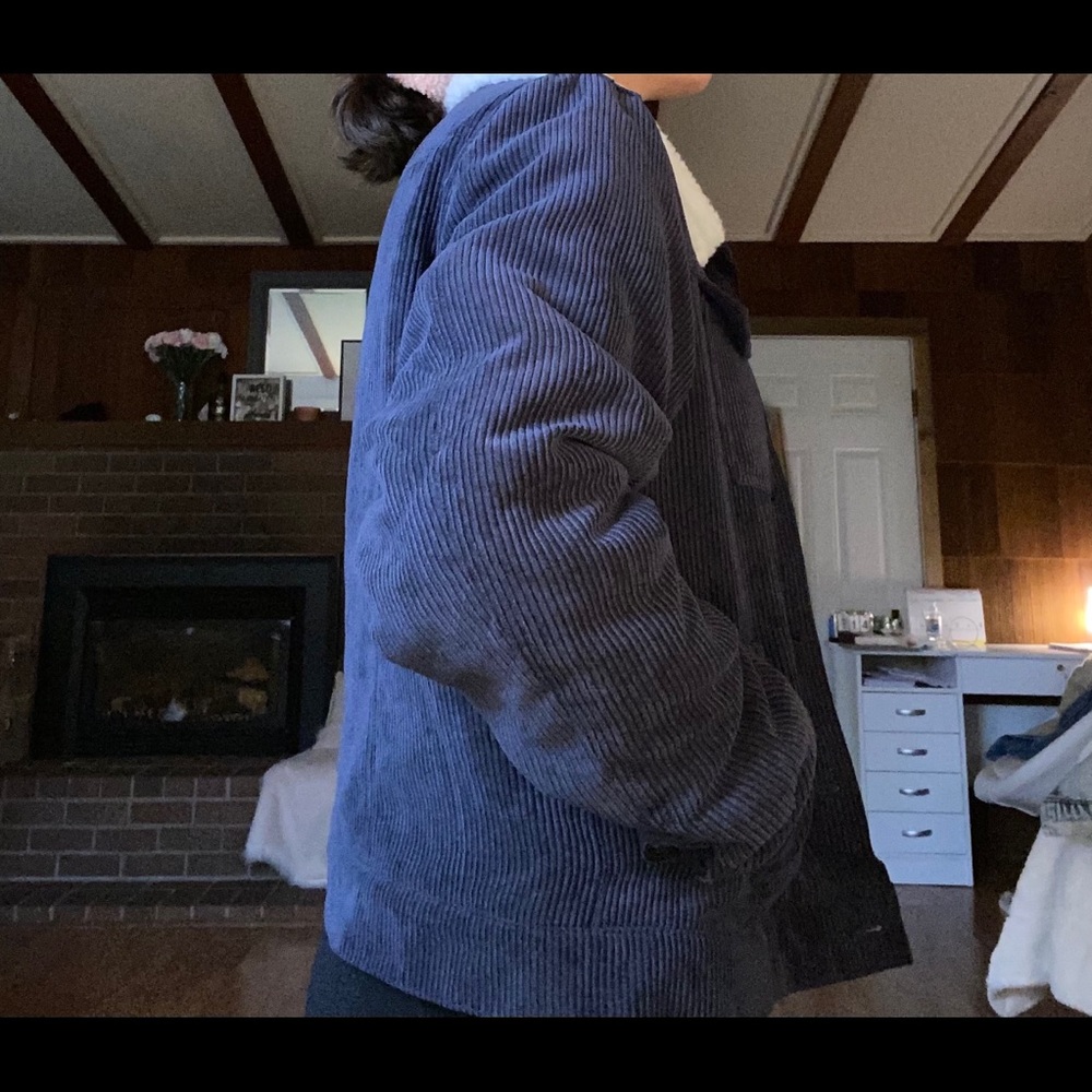 Jacket - Picture 5 of 7